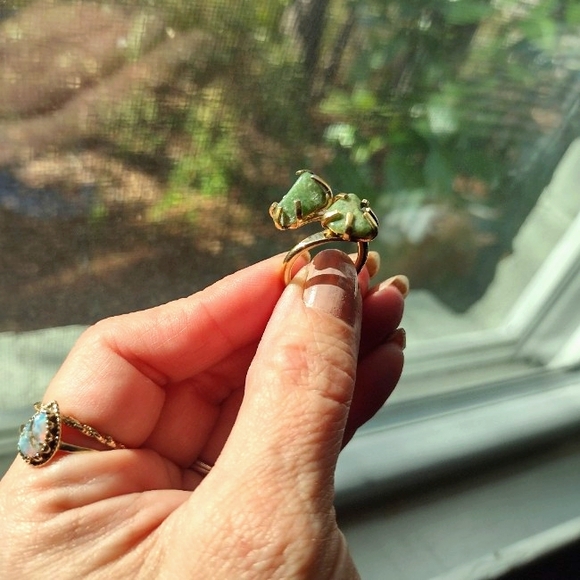 Vintage Sarah Coventry Twin Jades Ring - Picture 6 of 15